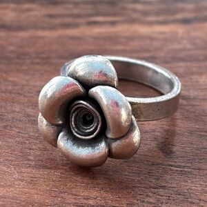 Hill Tribe Silver Rose Ring size 8